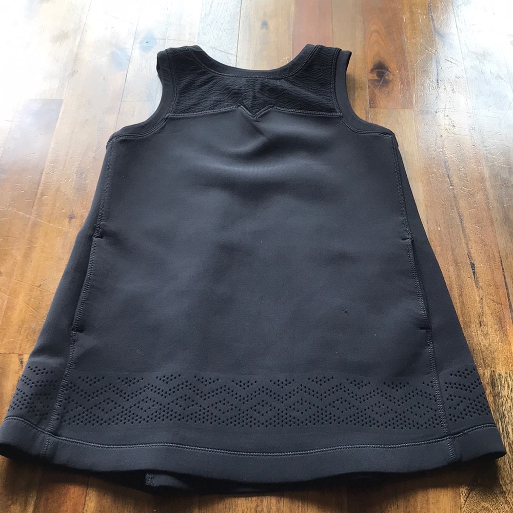 Ivivva girls shirt